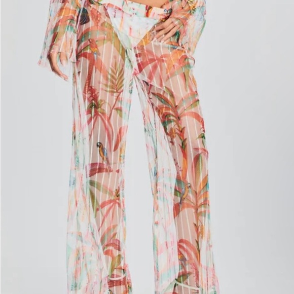 RIO PANTS Rococo Sand $246 Retail - Picture 6 of 6